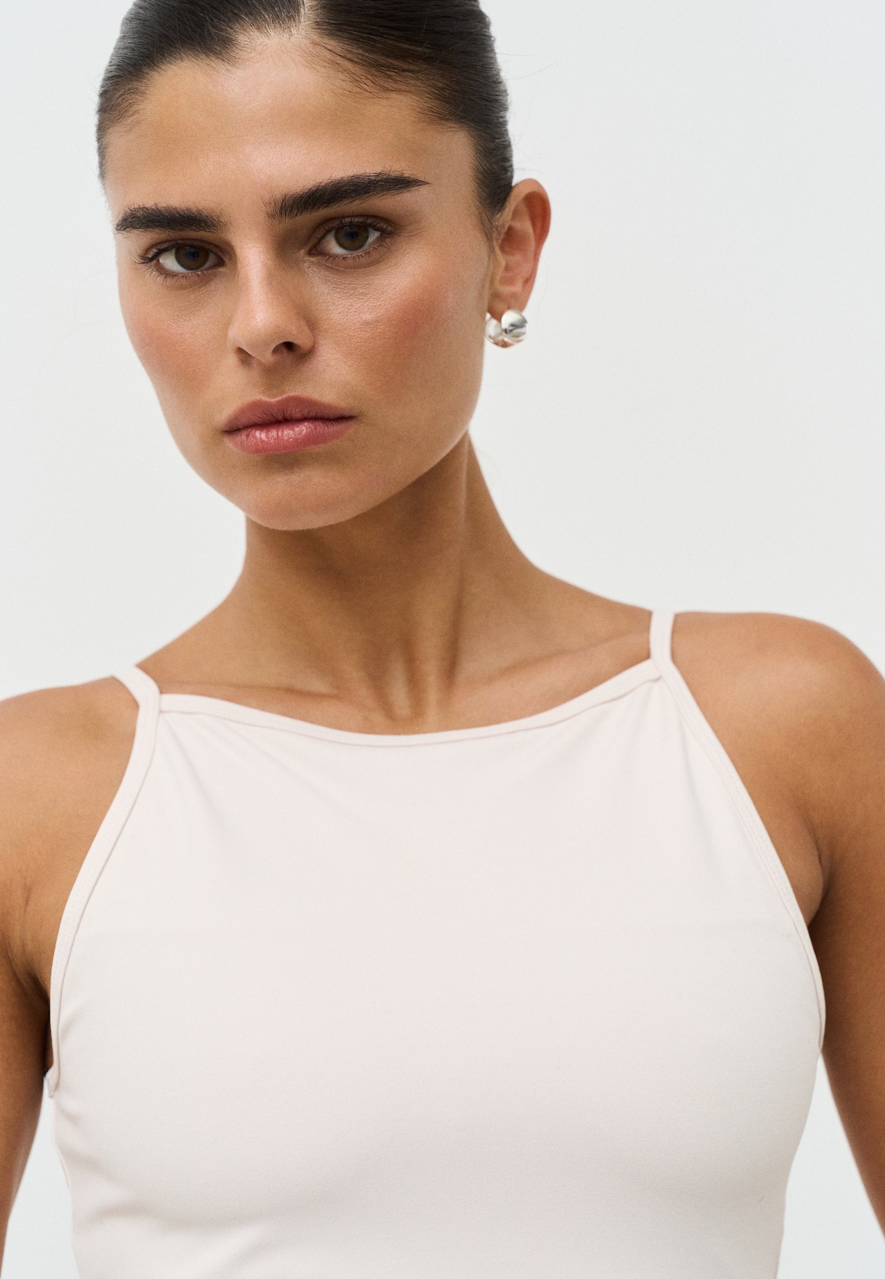 Softsculpt High Neck Top - Marshmallow
