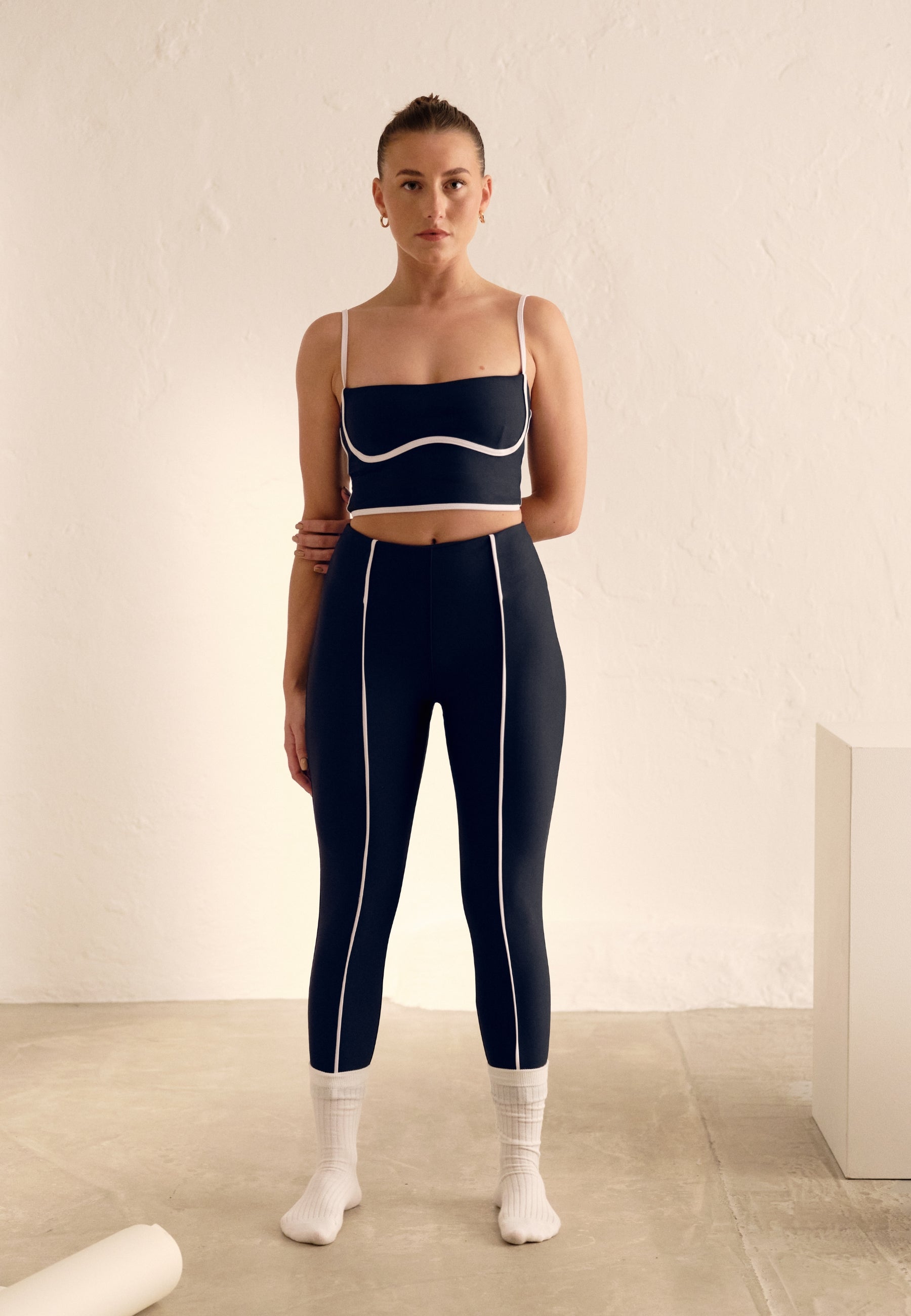 Piping Detail Top - Navy