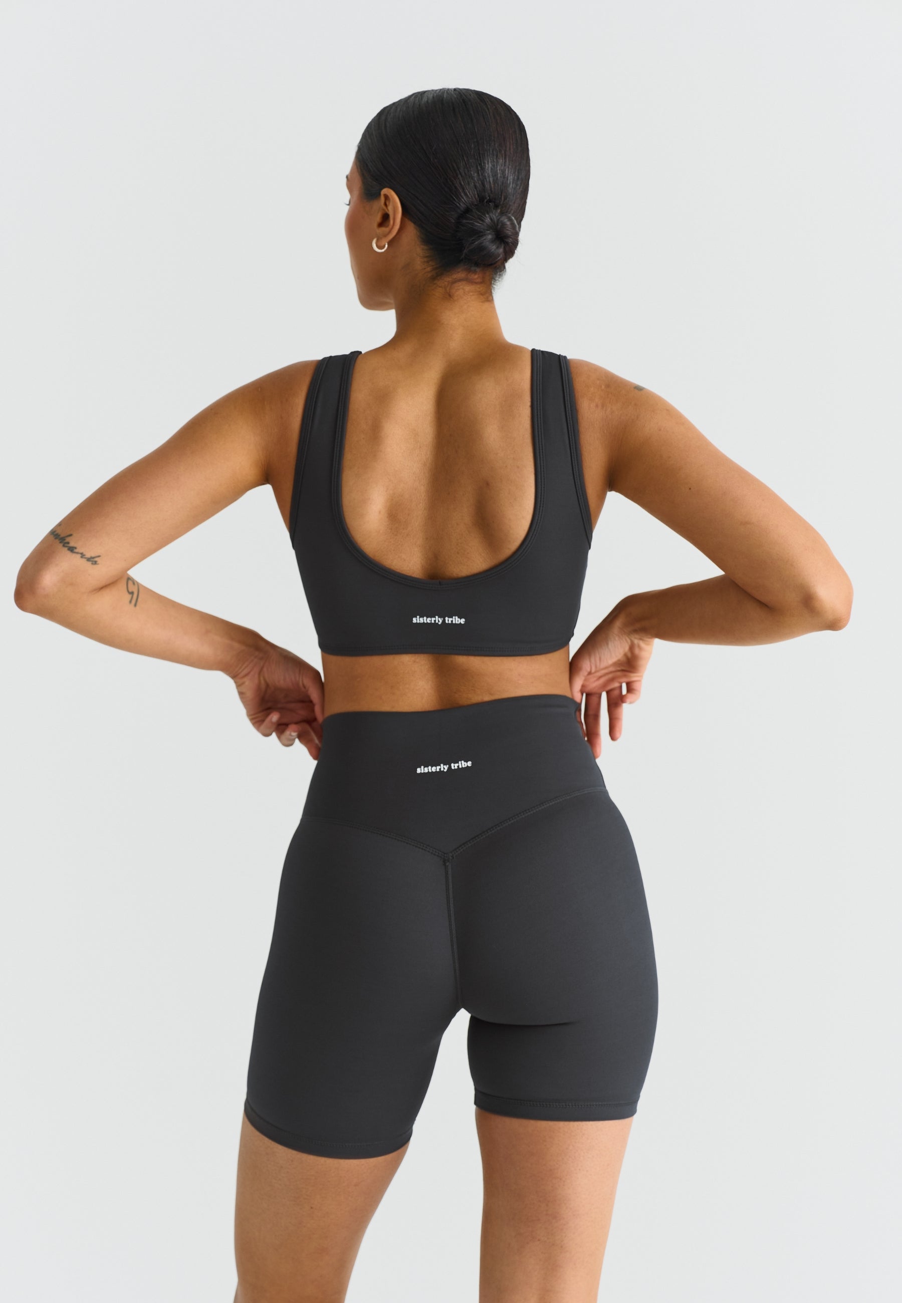 Softsculpt Shorts - Black