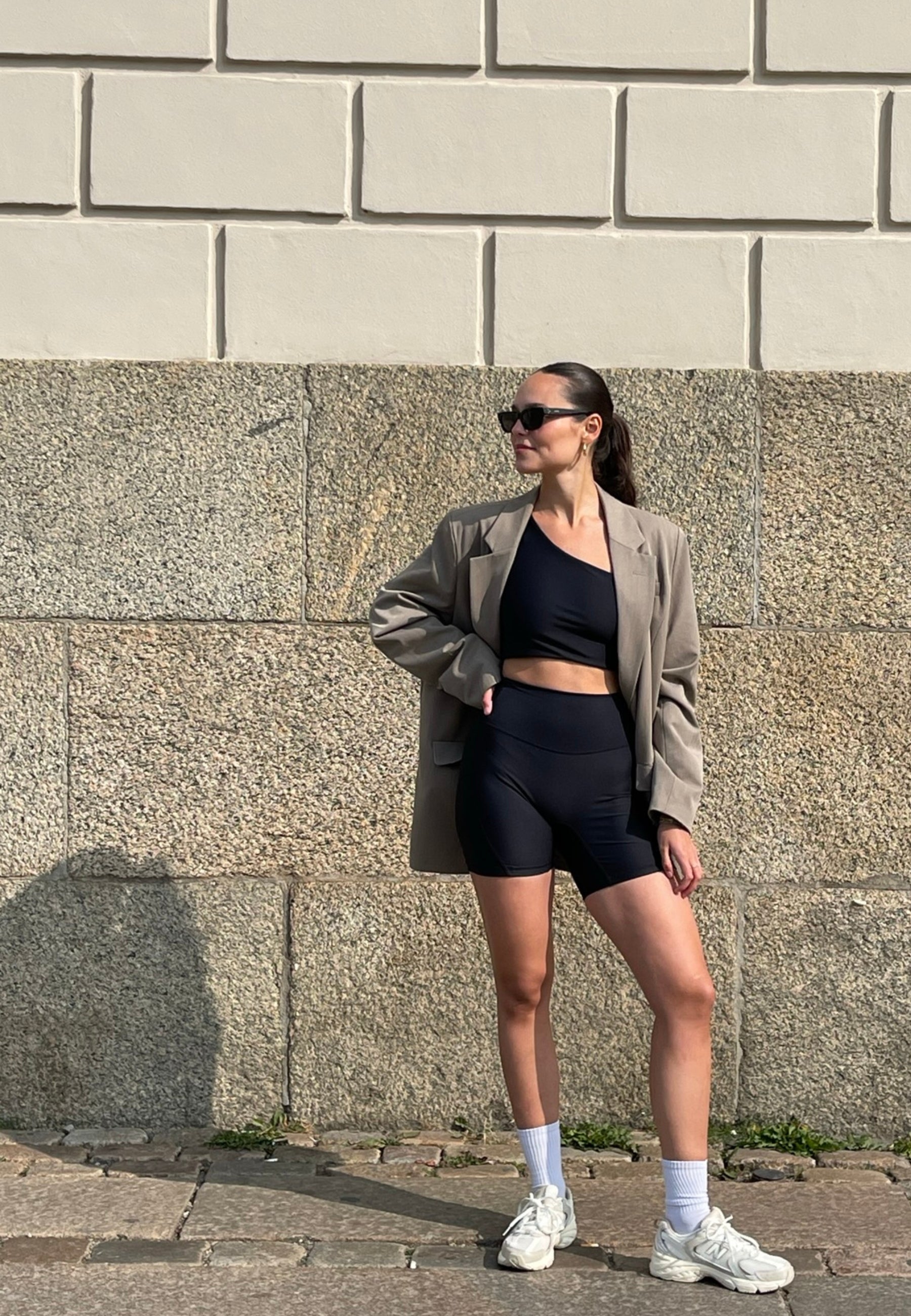 Sculpting Hot Pants - Black