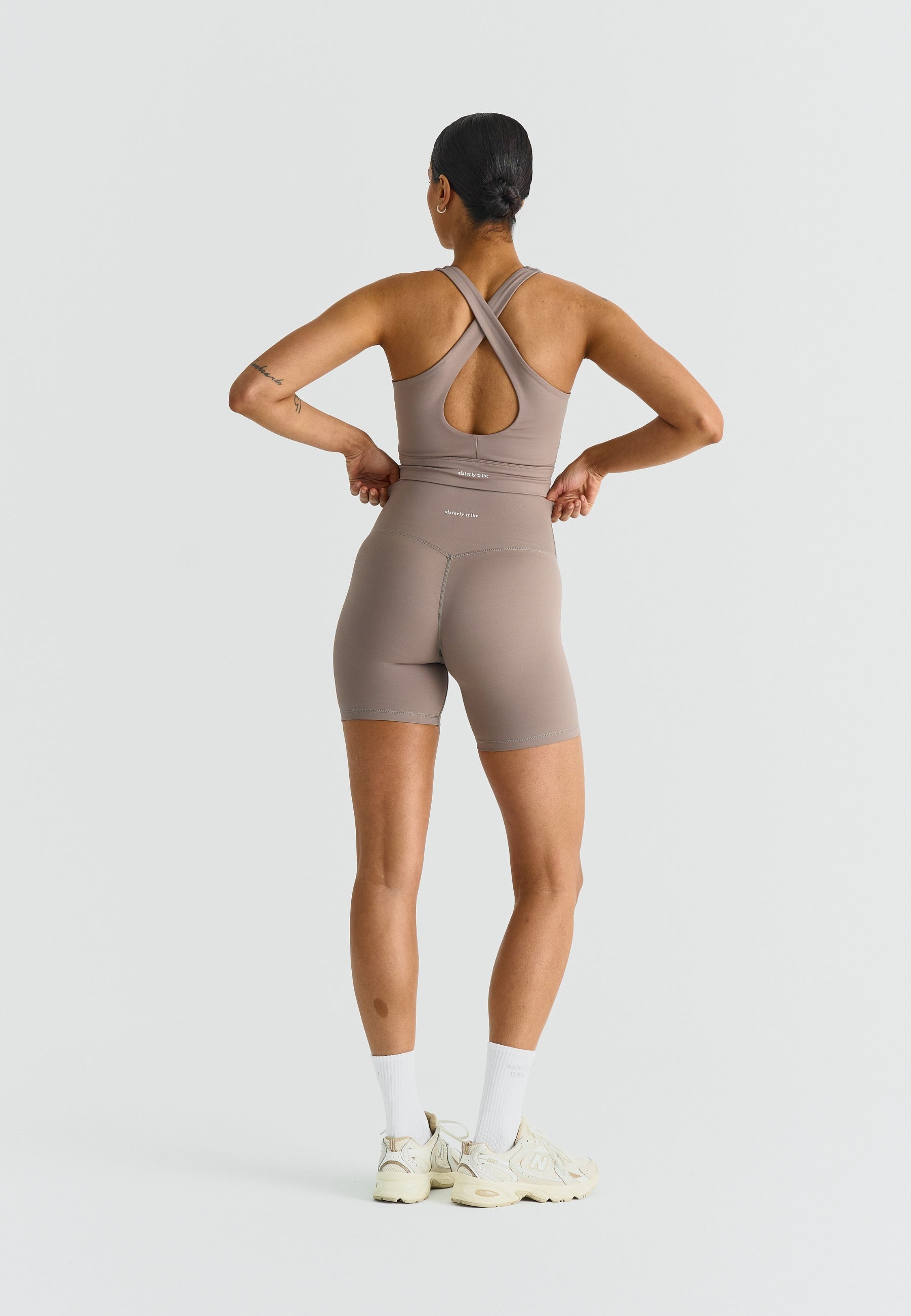 Softsculpt Shorts - Clay