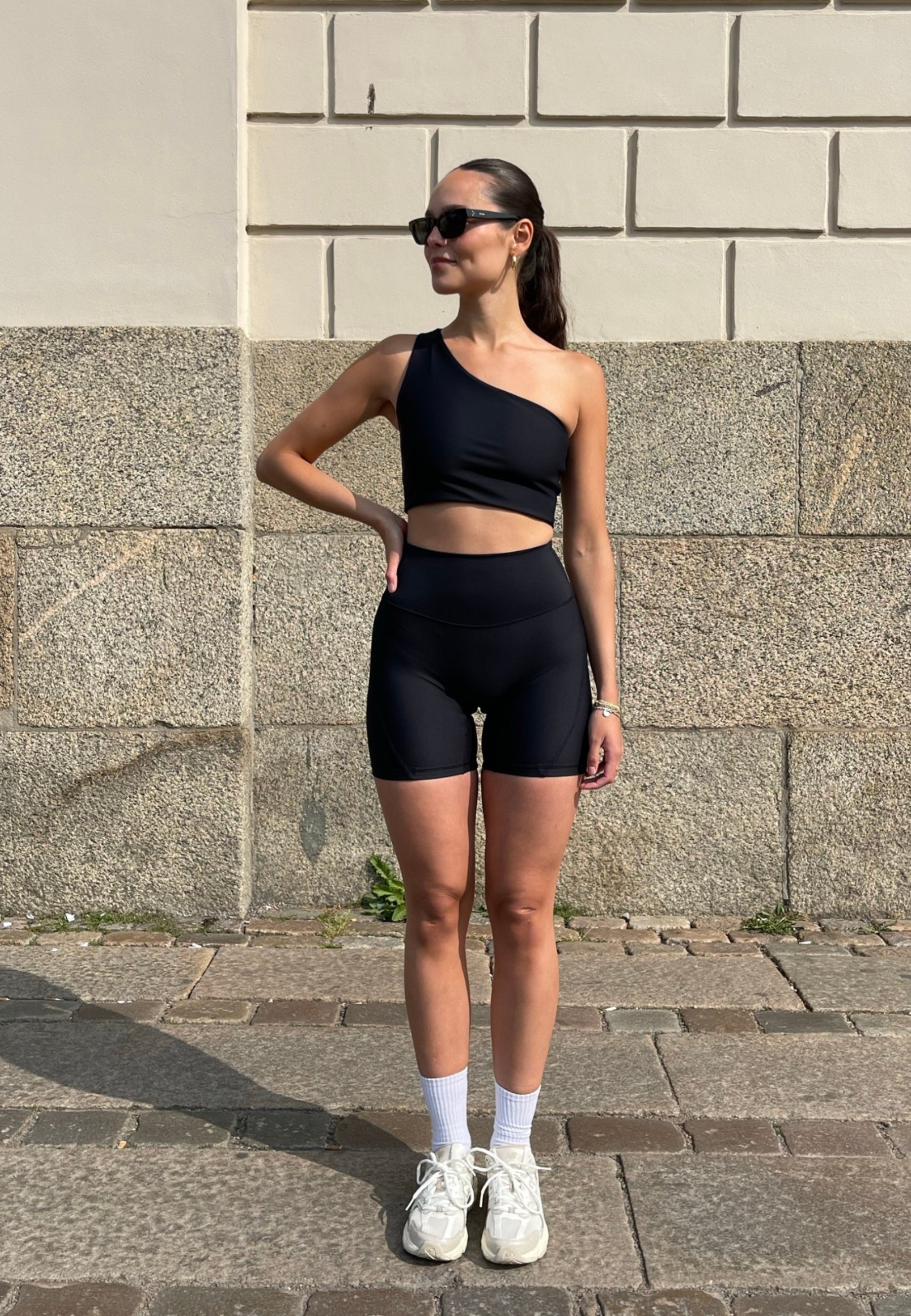 Sculpting Hot Pants - Black