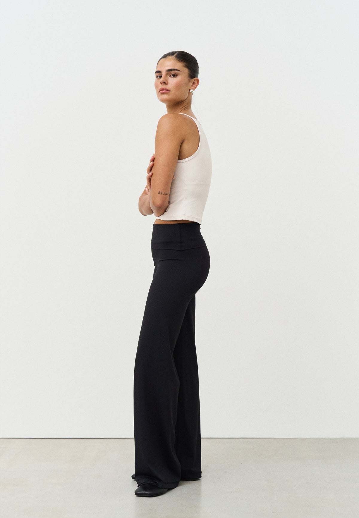 Softsculpt Straight Leg - Black