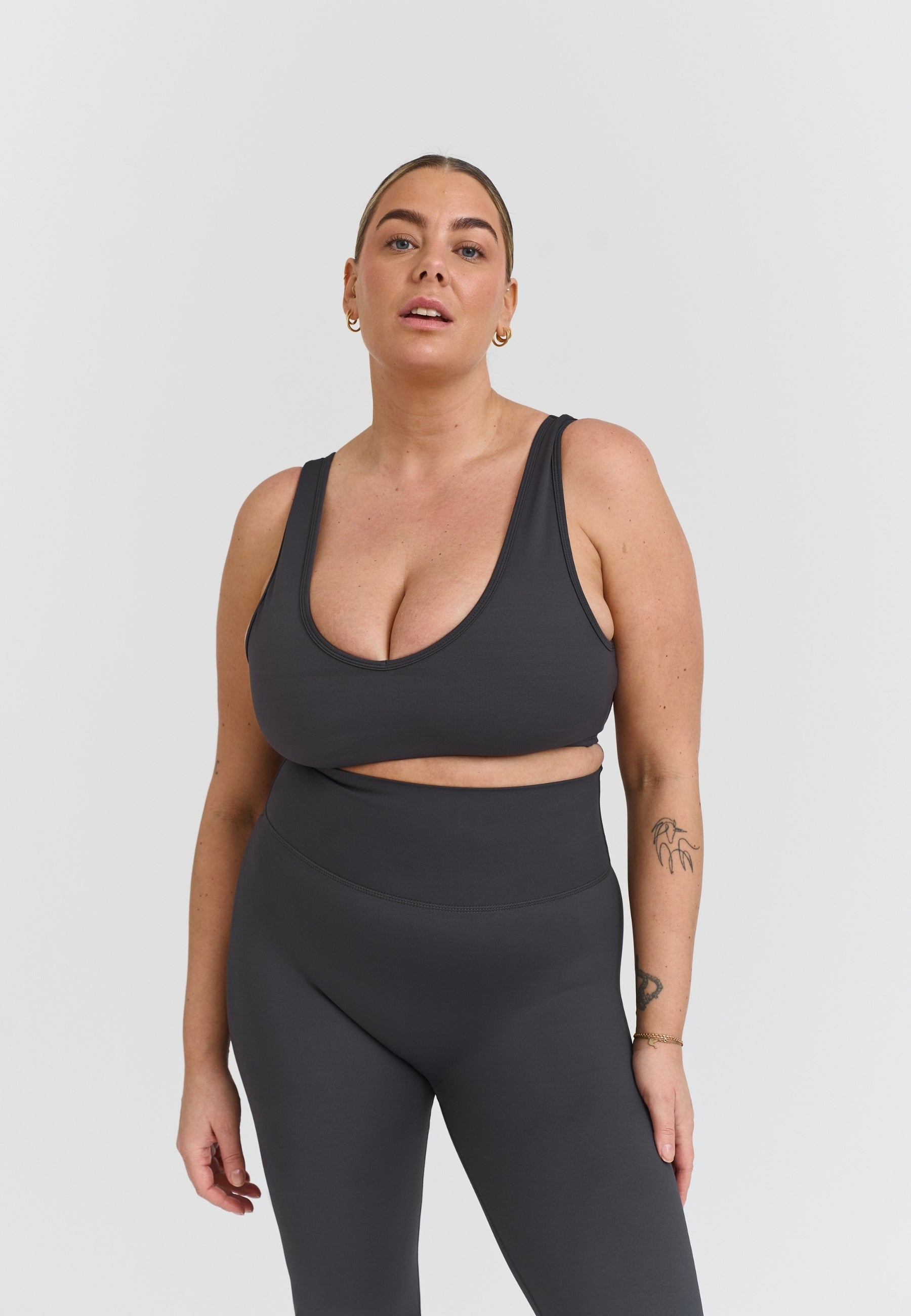 Softsculpt Deep V-Neck Bra Asphalt Grey