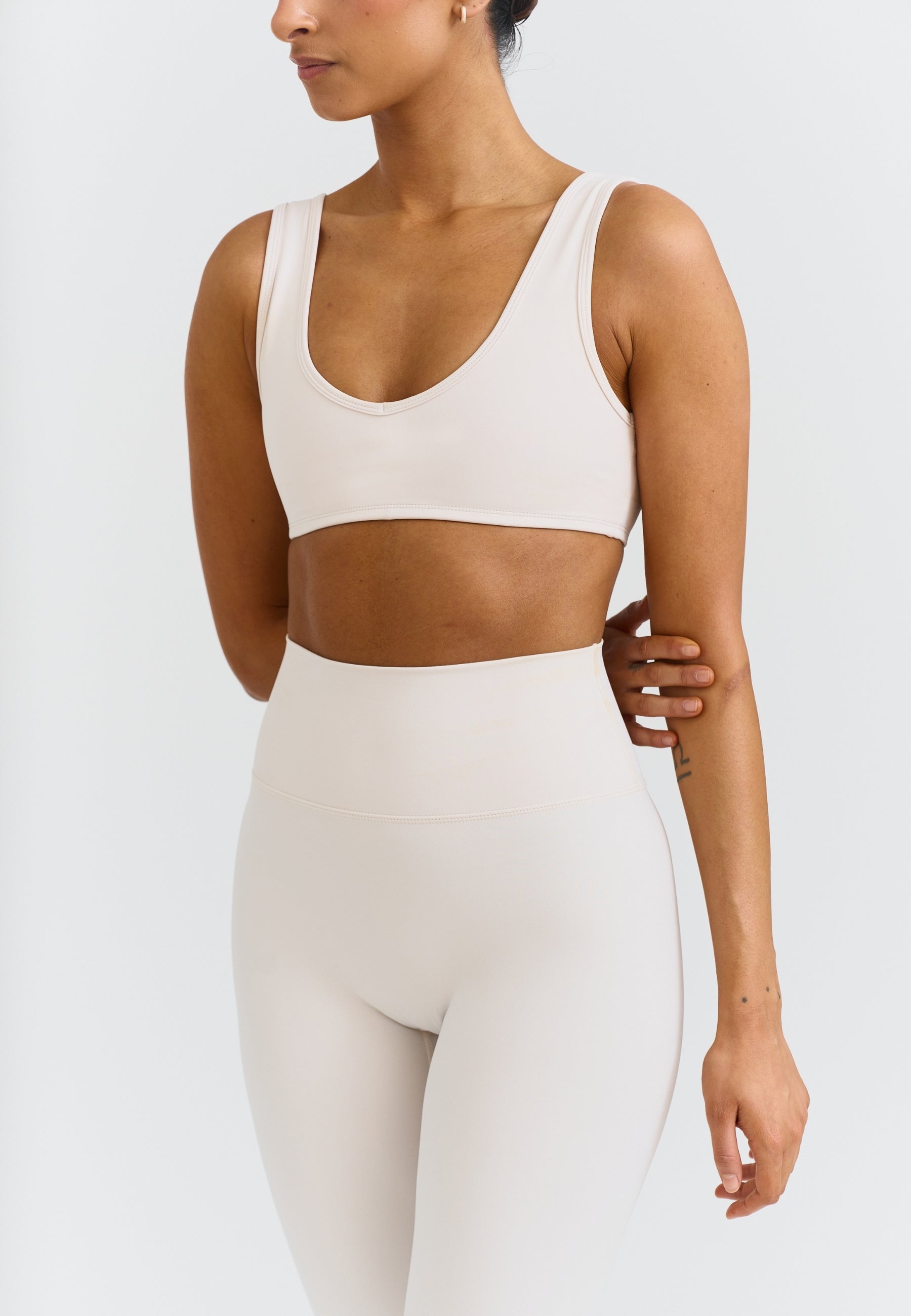 Softsculpt Deep V-Neck Bra Marshmallow