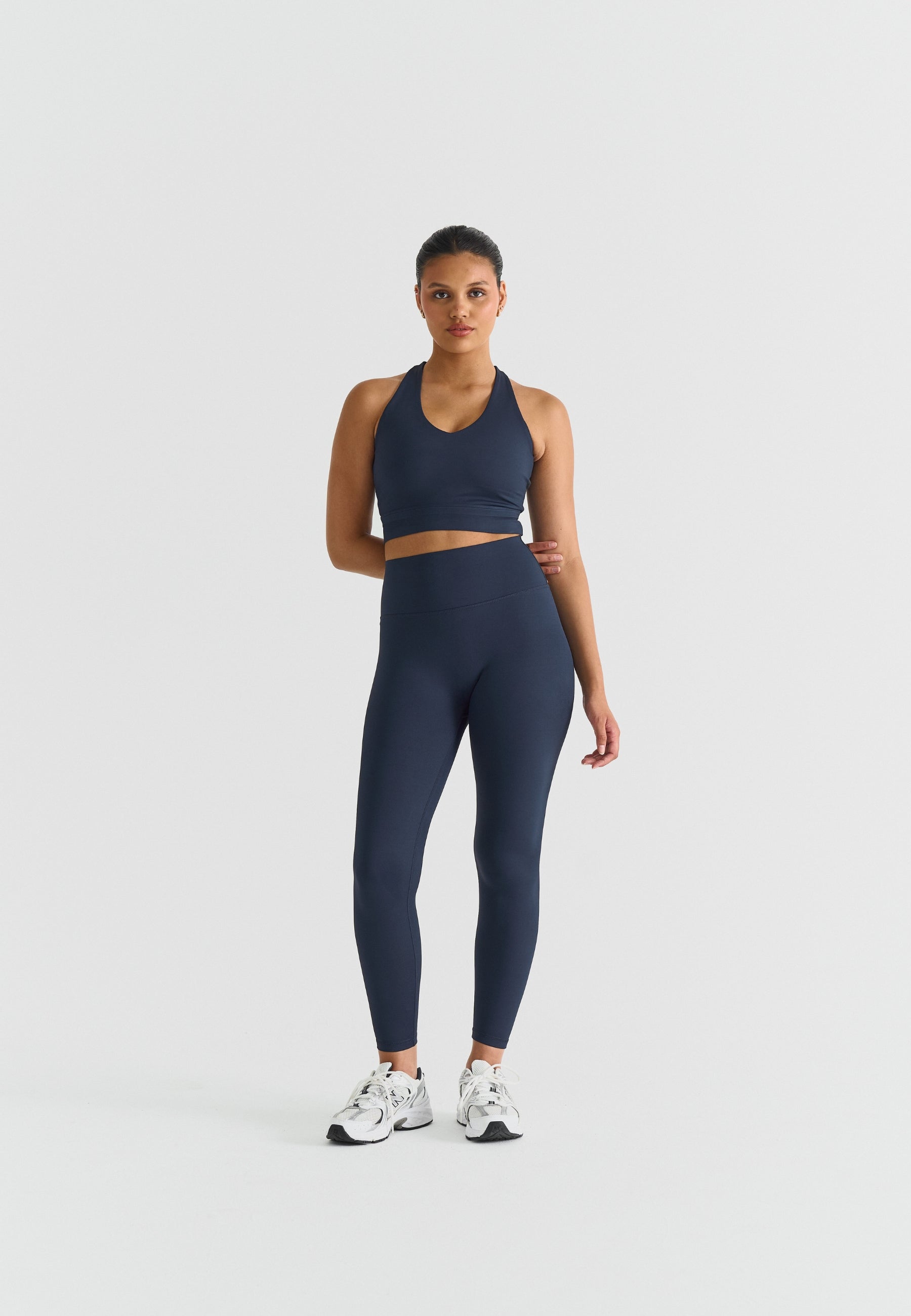 Softsculpt V-neck Cross Back Bra Navy