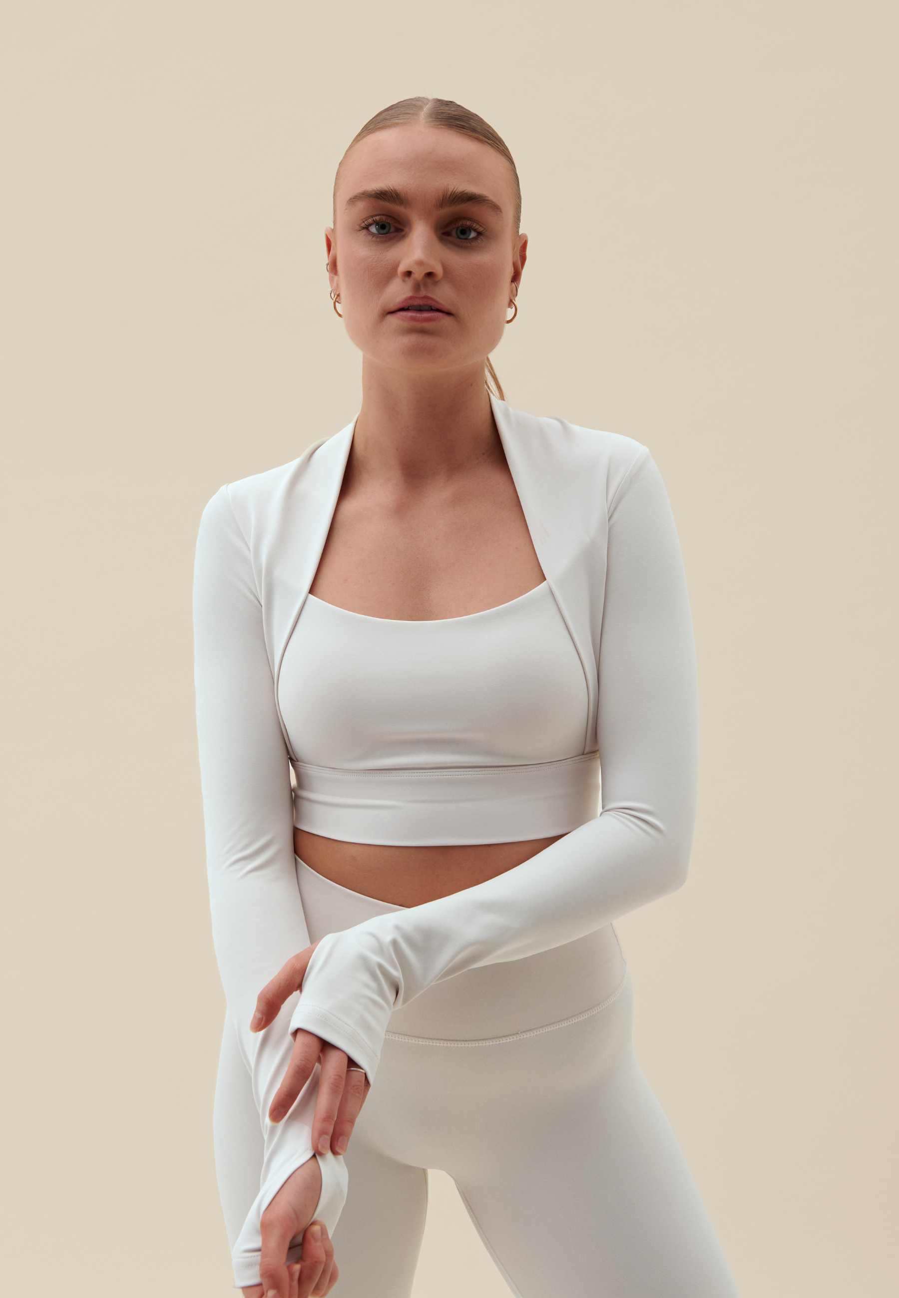 Softlyzero™ Plush Long Sleeve Thumb Hole Cropped Plus Size Yoga Sports Top