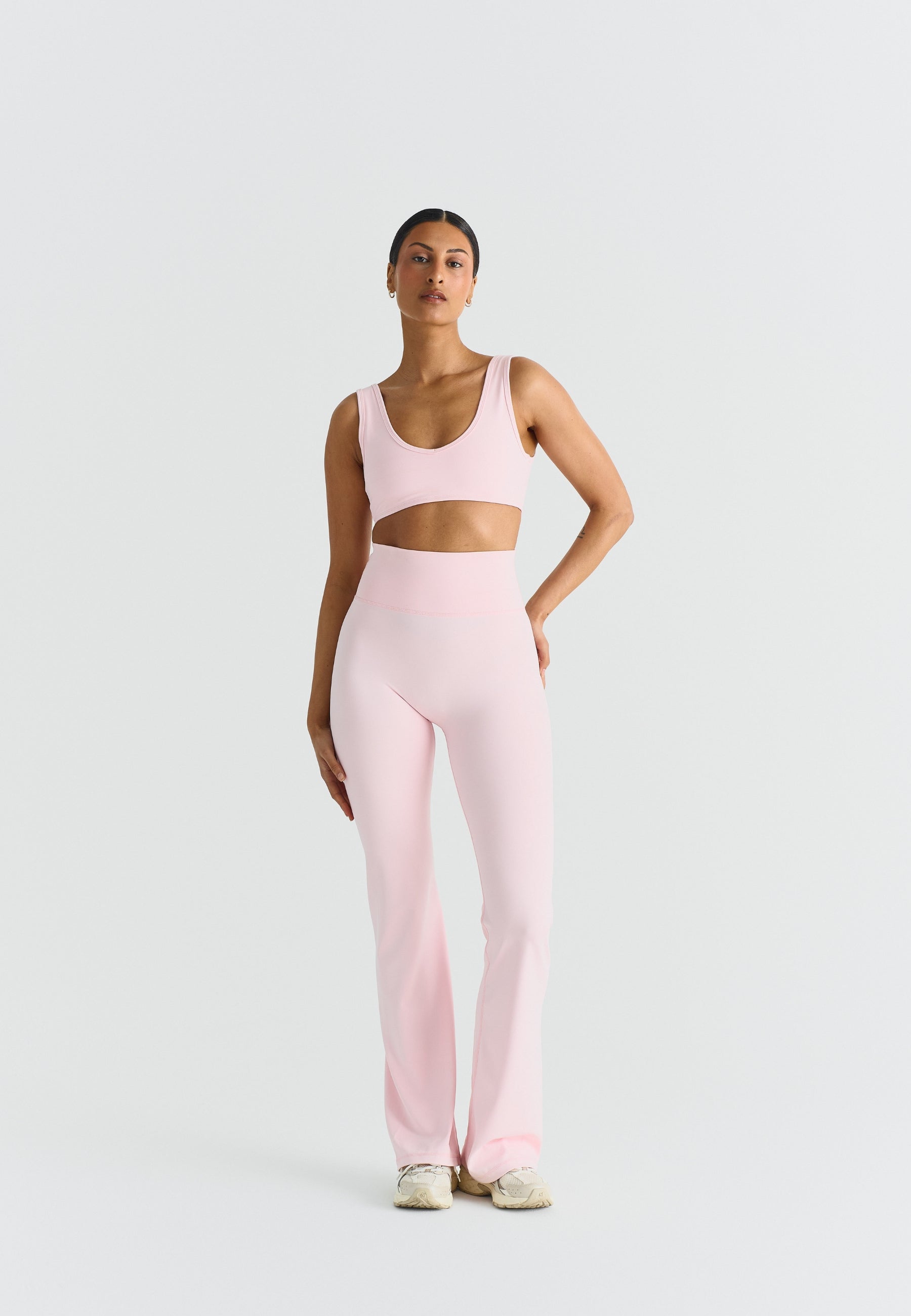 Softsculpt Deep V-Neck Bra - Ballet Slipper