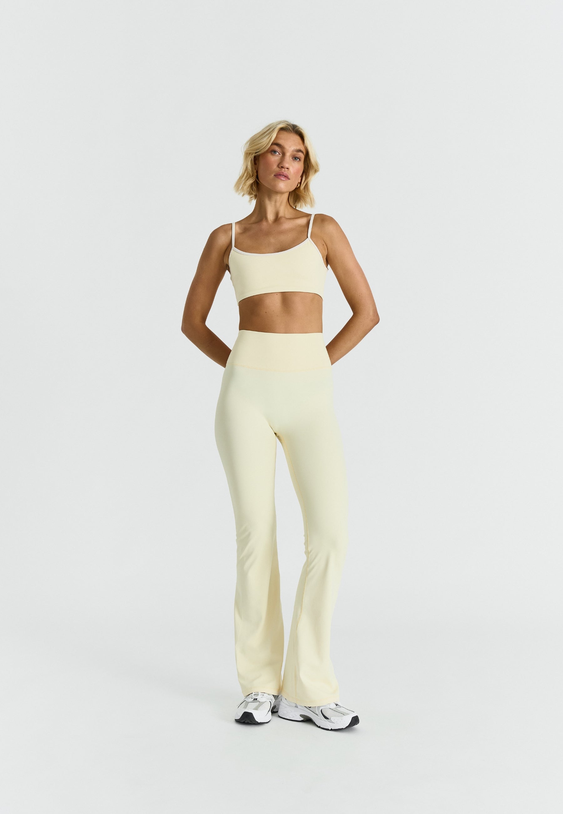 Softsculpt Flared Leggings - Lemonade