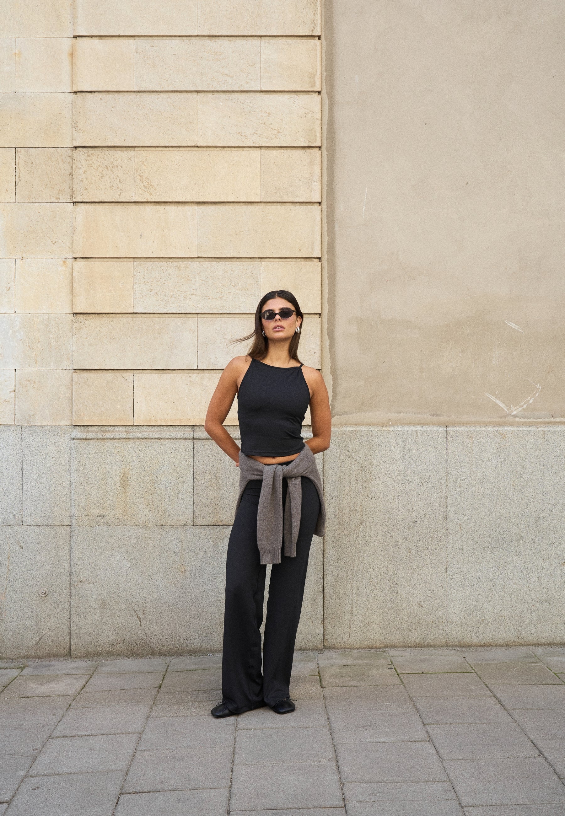 Softsculpt High Neck Top - Black