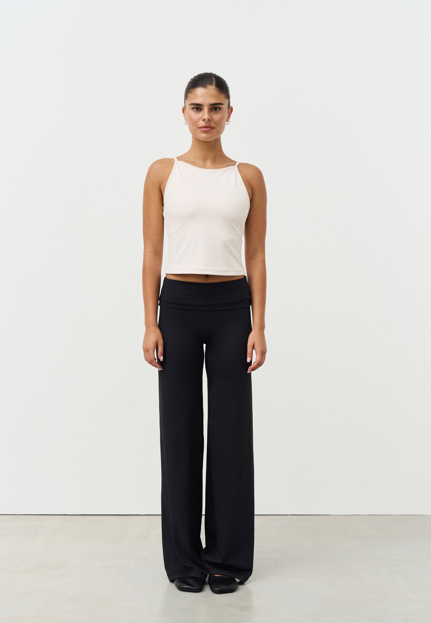 Softsculpt Straight Leg - Black