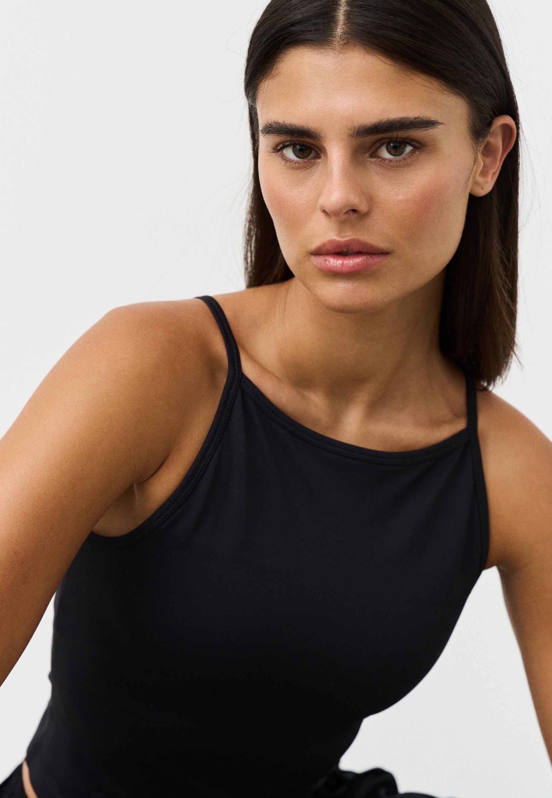 Softsculpt High Neck Top - Black