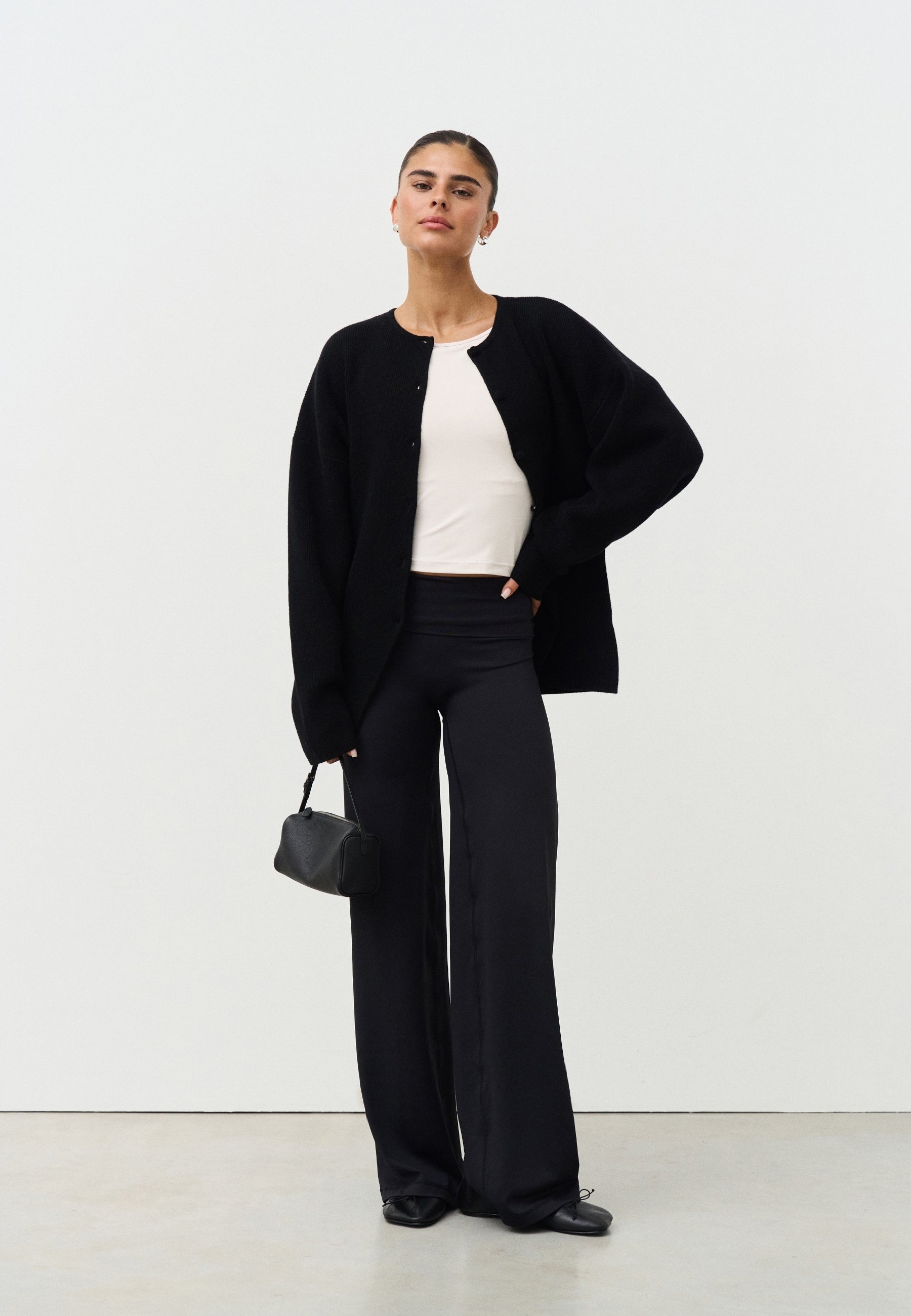 Softsculpt Straight Leg - Black