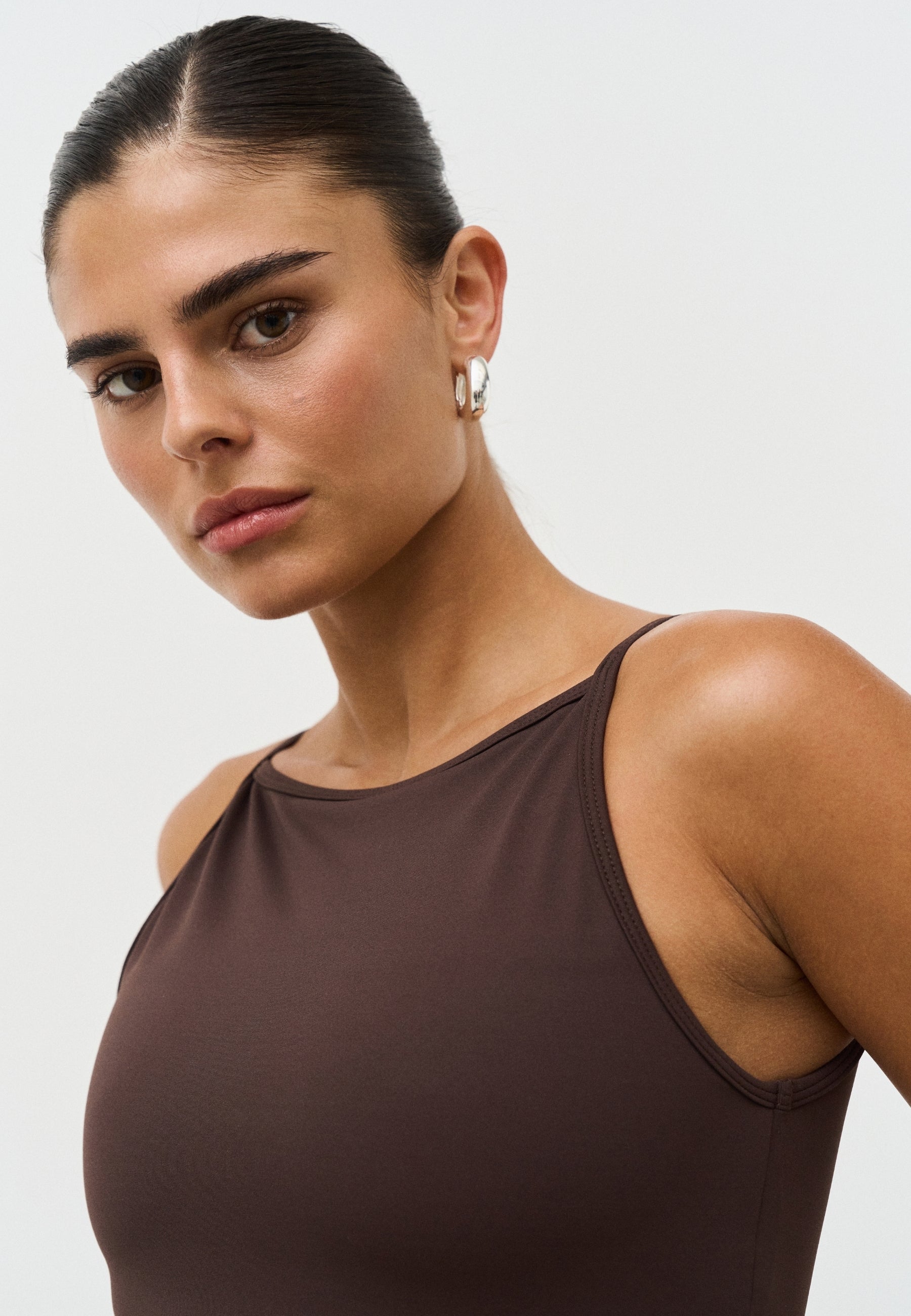 Softsculpt High Neck Top - Espresso