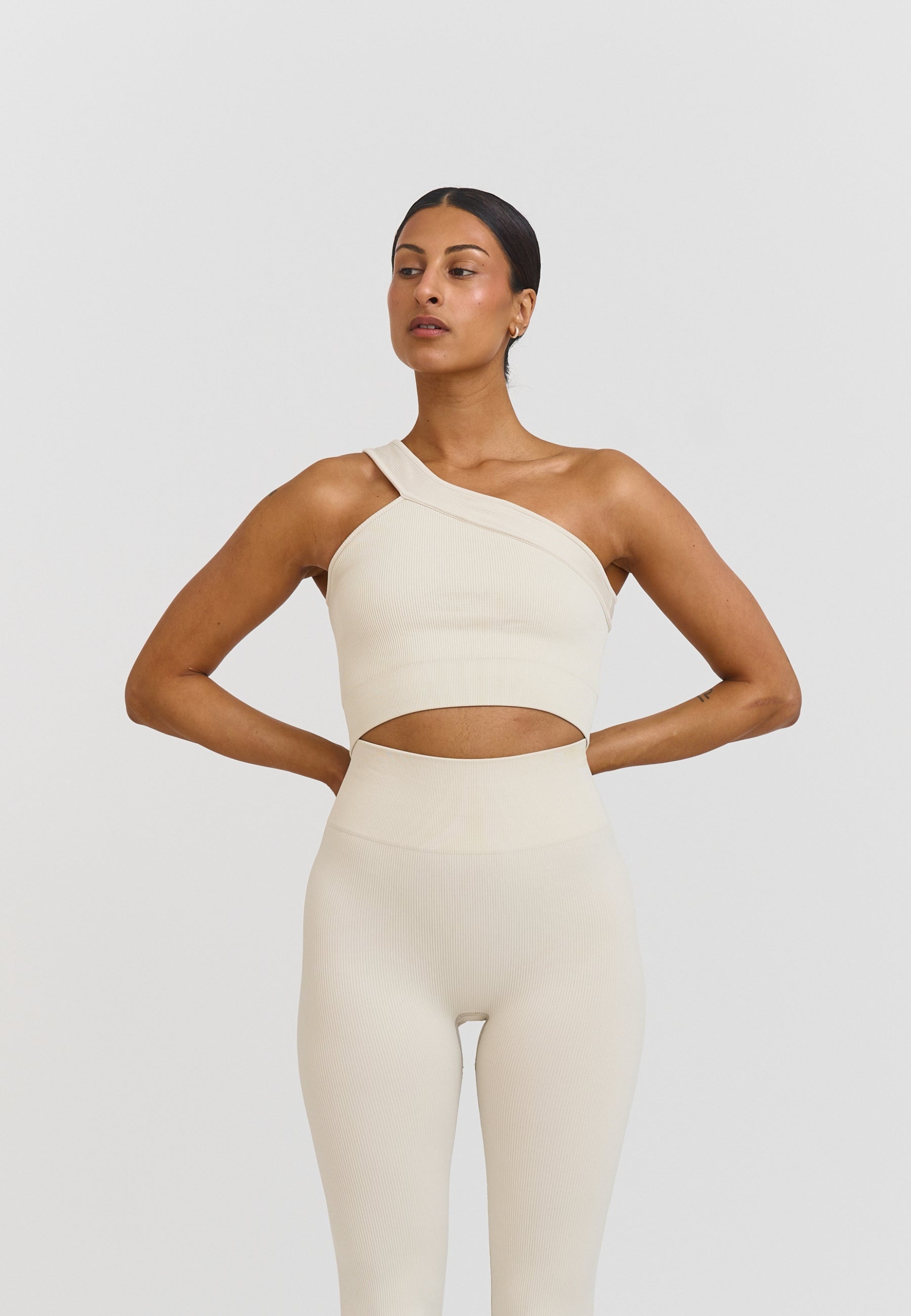 Ribbed Seamless One Shoulder Bra - Marshmallow