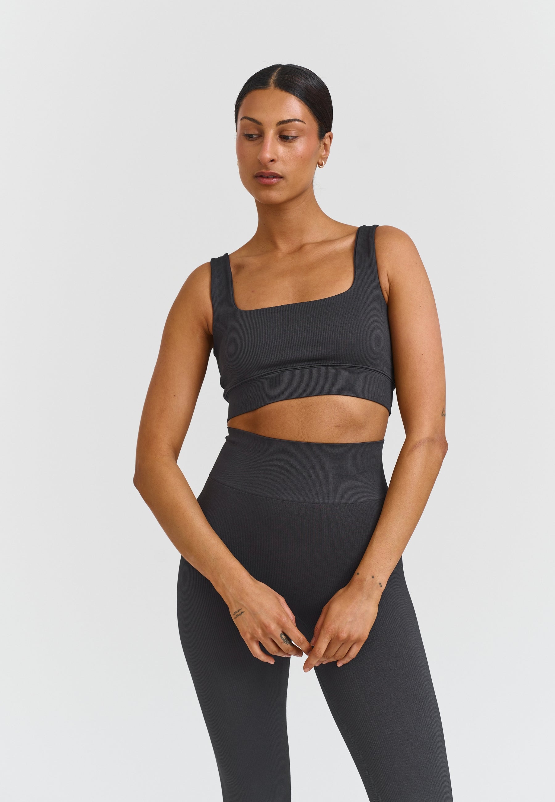 Ribbed Seamless Square Neck Bra - Dusty Black