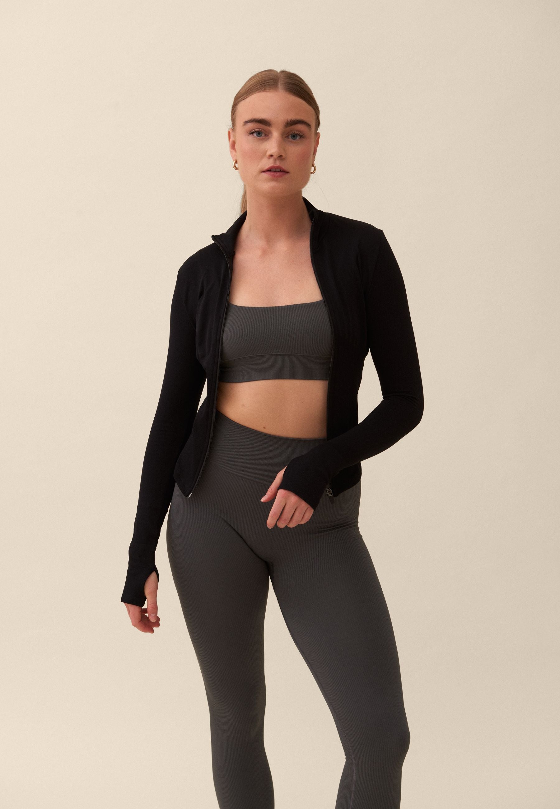 Seamless Fitted Zip Jacket - Black