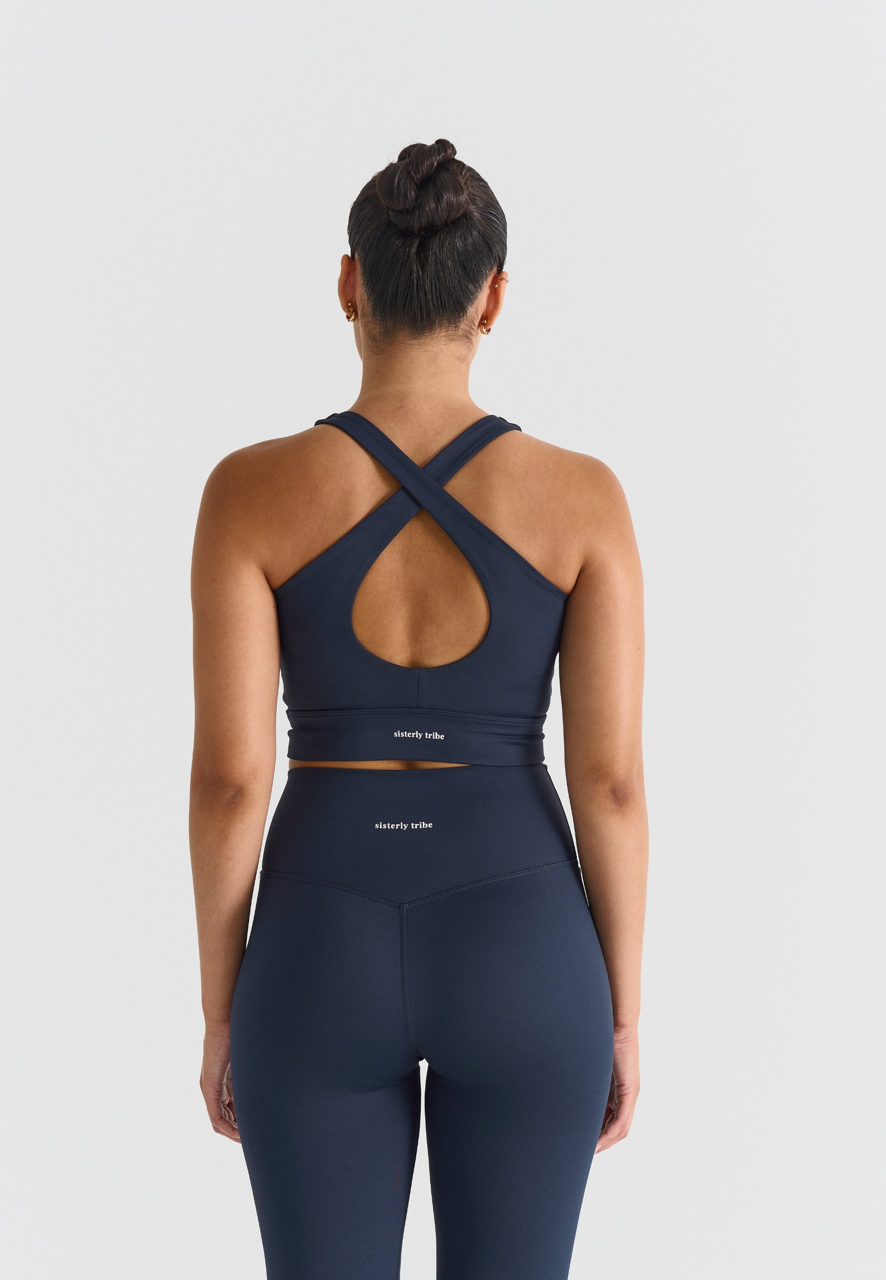 Softsculpt V-neck Cross Back Bra Navy