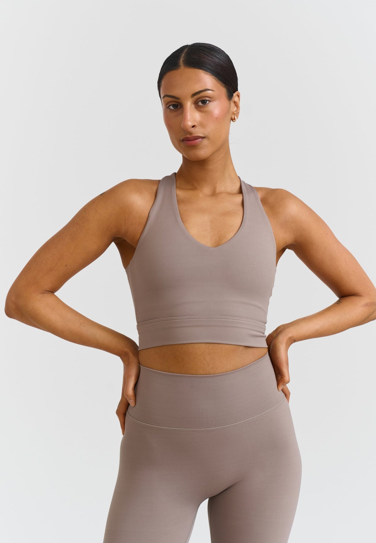 Softsculpt V neck Cross Back Bra Clay