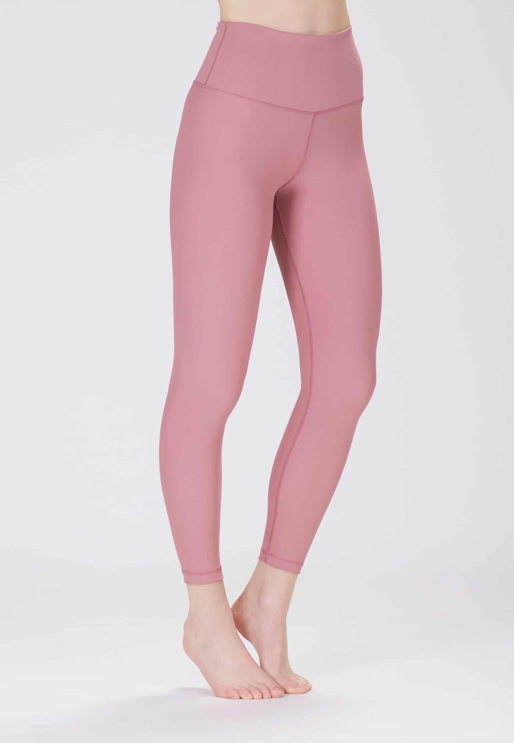 Sisterly Tribe - Classic 7/8 Tights Dusty Pink. Buttery soft & Body sculpting, Soft, matte fabric that feels like a second skin, Compression that follows your every move.