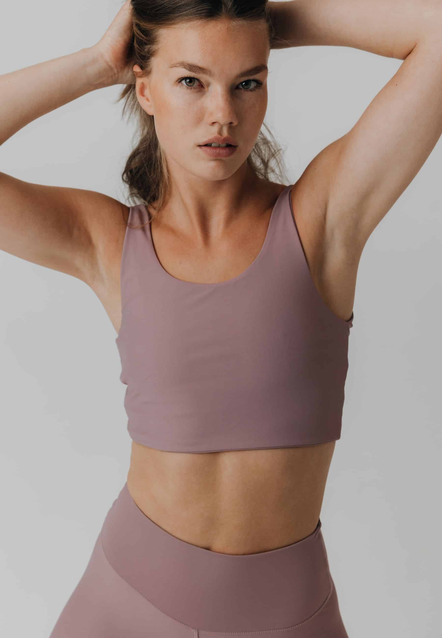 Sisterly Tribe - Midi Scoop Bra Dusky Orchid. Light to medium support, Feminine and minimalistic design, Buttery Soft and light, matte fabric.