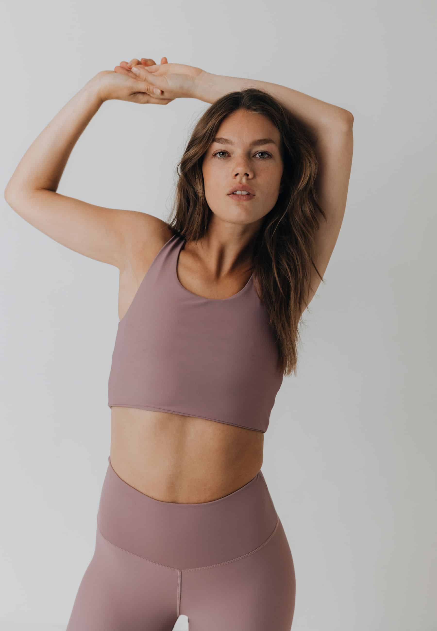 Sisterly Tribe - Midi Scoop Bra Dusky Orchid. Light to medium support, Feminine and minimalistic design, Buttery Soft and light, matte fabric.